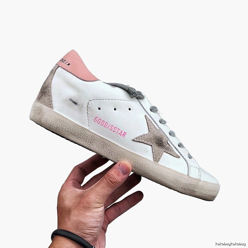 Golden Goose Dirty Star White Style