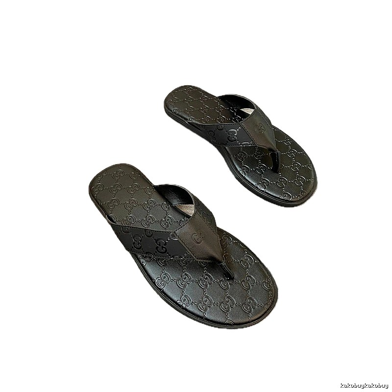 Gucci GG Embossed Light Luxury Style Black Flip-Flops