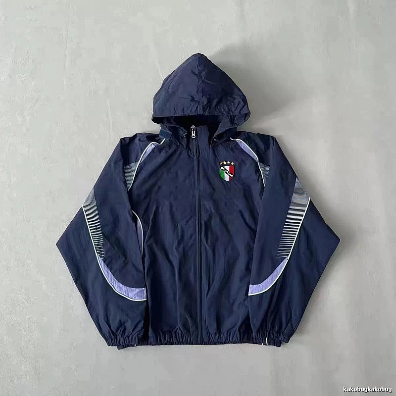 Italy Travel Soccer windbreaker jacket Black Hooded Jacket with Modern Look